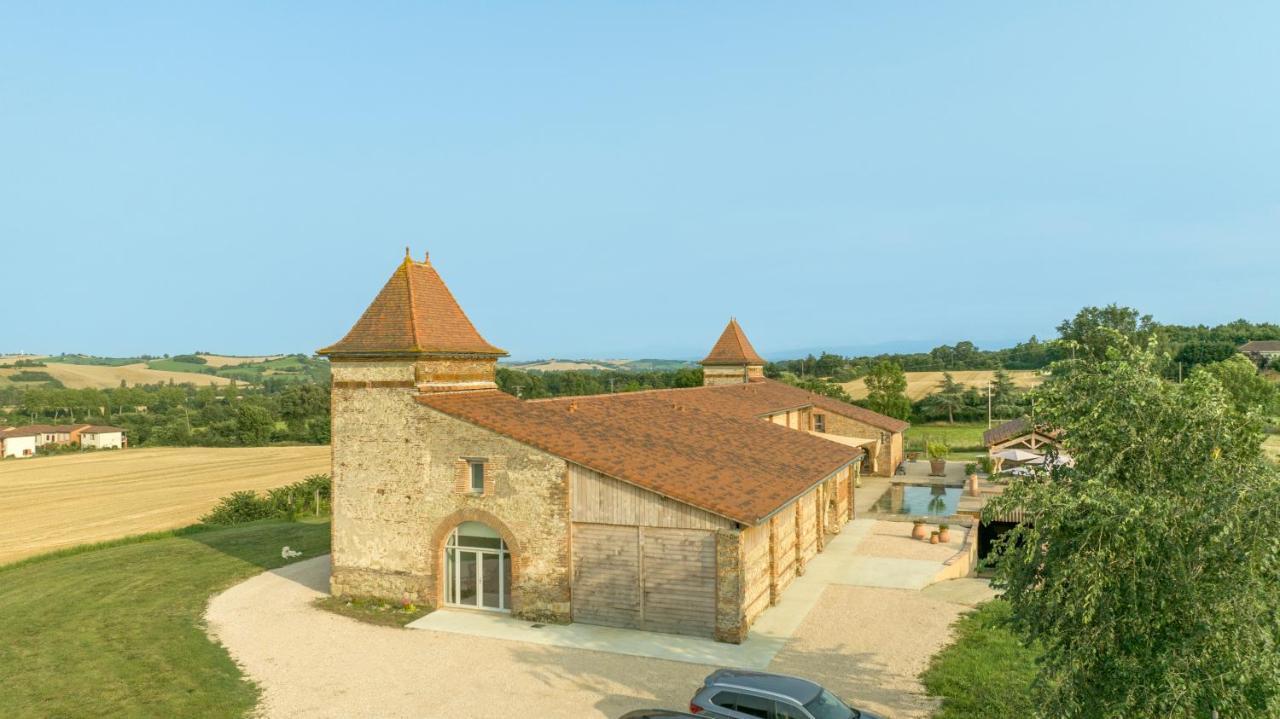 Готель Escons Domaine De Charme Saint-Sulpice-sur-Leze Екстер'єр фото