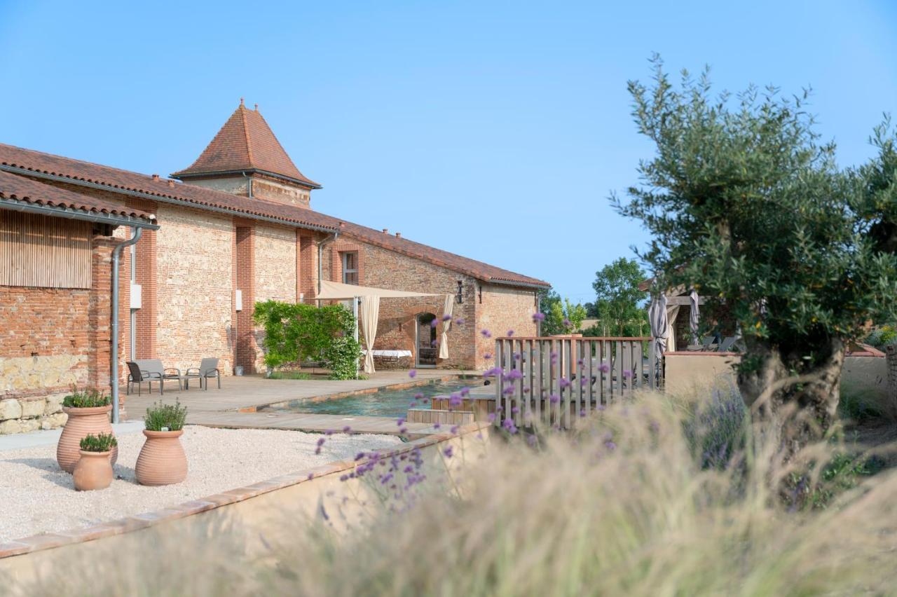 Готель Escons Domaine De Charme Saint-Sulpice-sur-Leze Екстер'єр фото